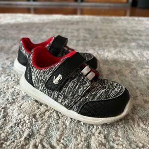SeeKaiRun toddler shoes size 6